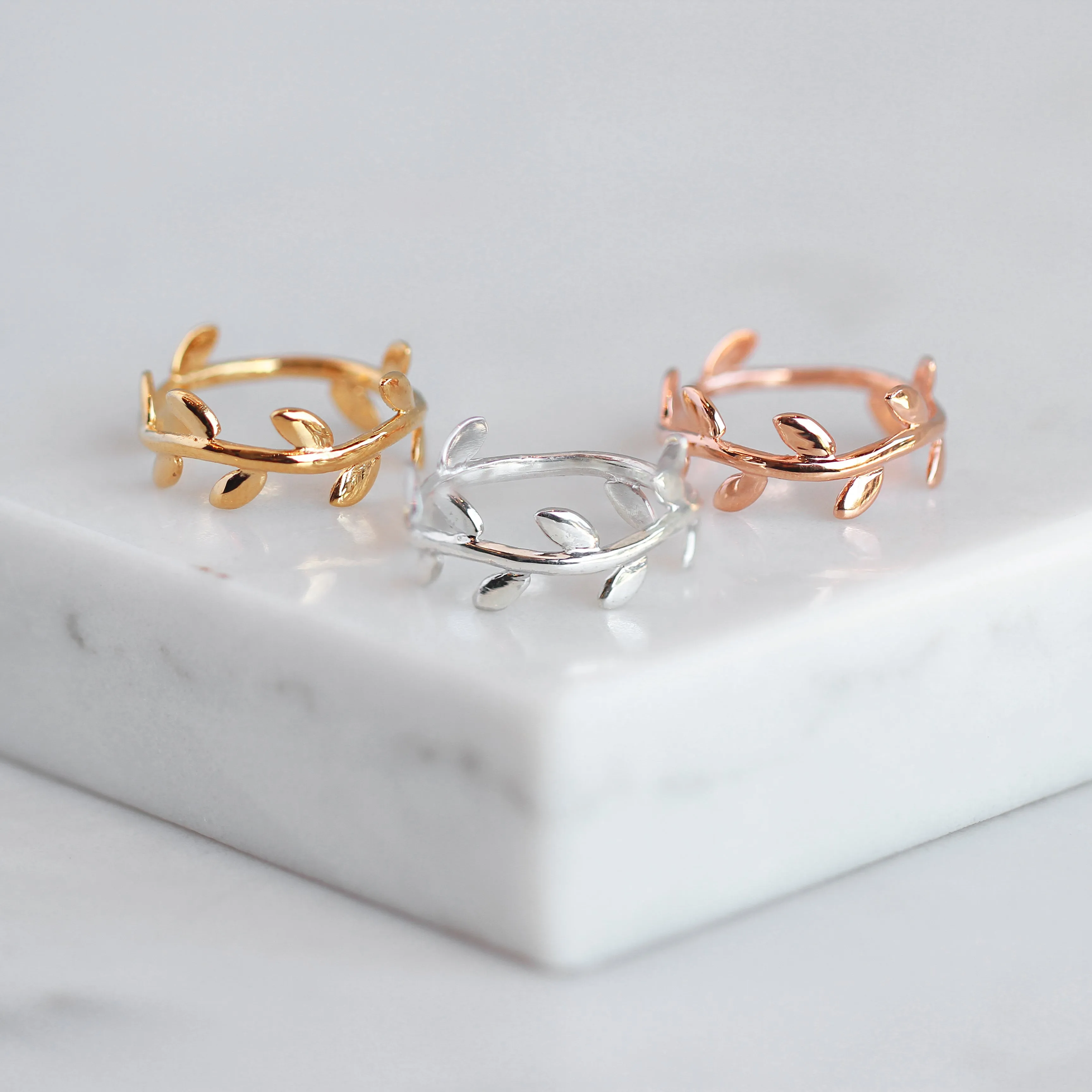 Anillo Laurel