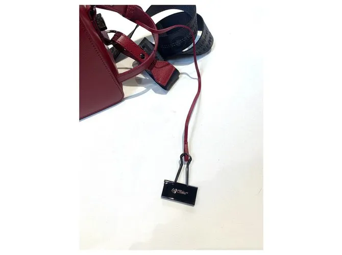 Off White Bolsos de mano Burdeos 