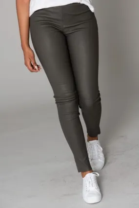 Pantalon Mujeres Oakwood Cassiopee Kaki Fonce 626