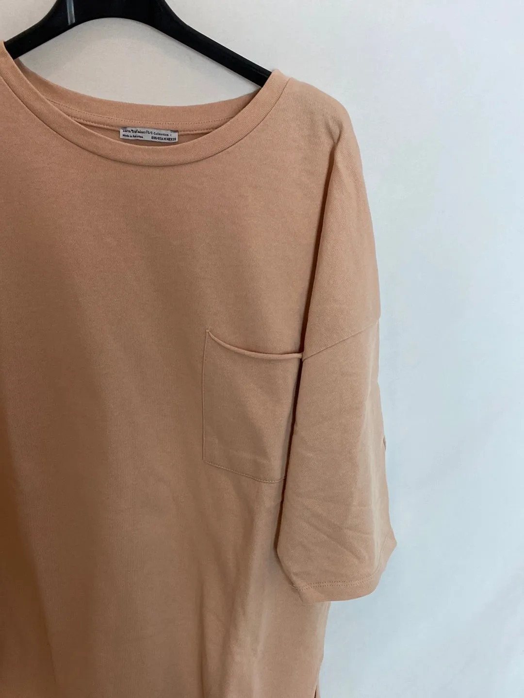 ZARA. Camiseta rosa oversized T.m